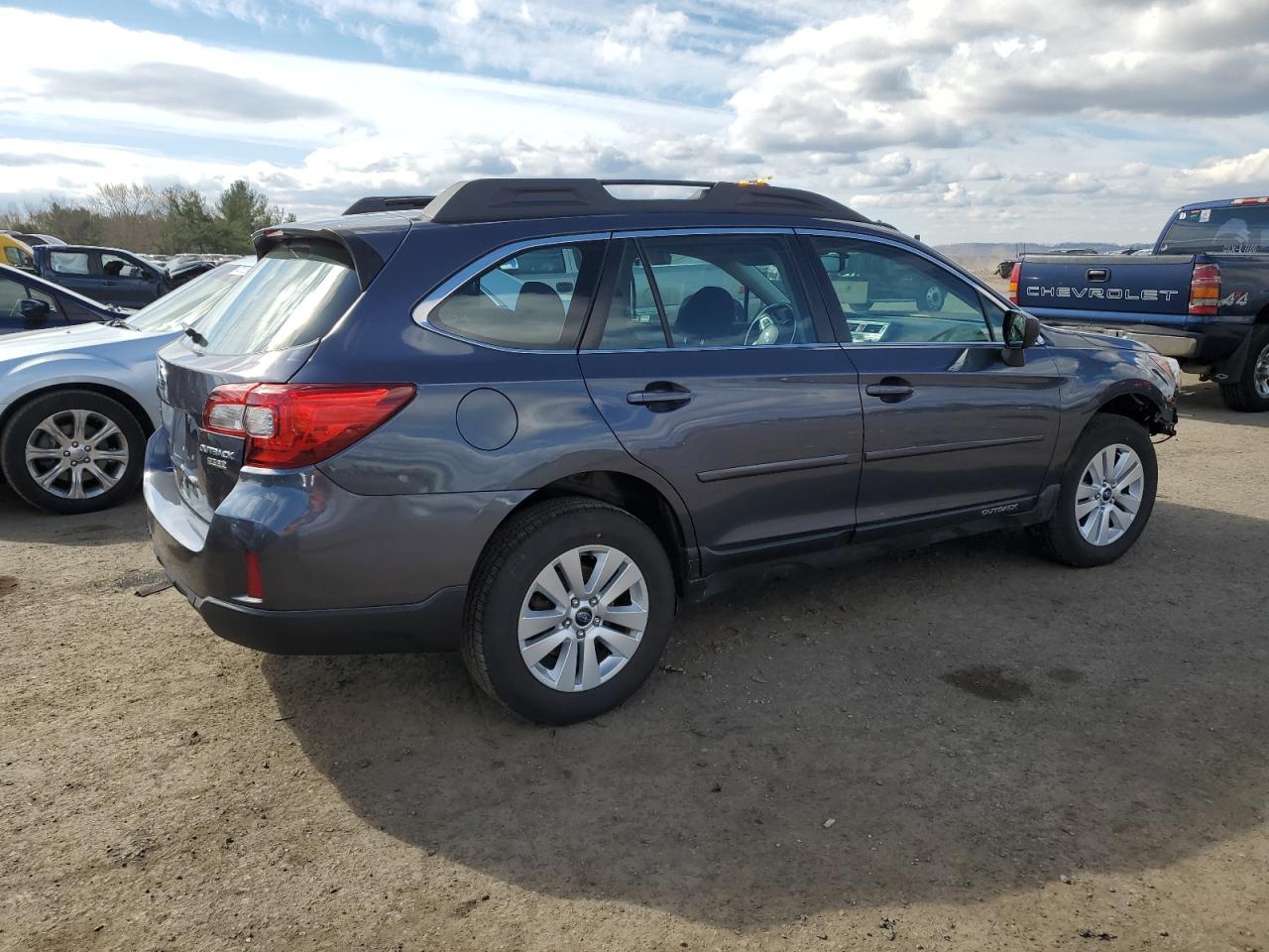 Photo 3 VIN: 4S4BSAAC2H3323683 - SUBARU OUTBACK 