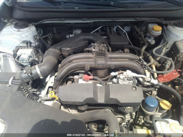 Photo 9 VIN: 4S4BSAAC3F3317596 - SUBARU OUTBACK 