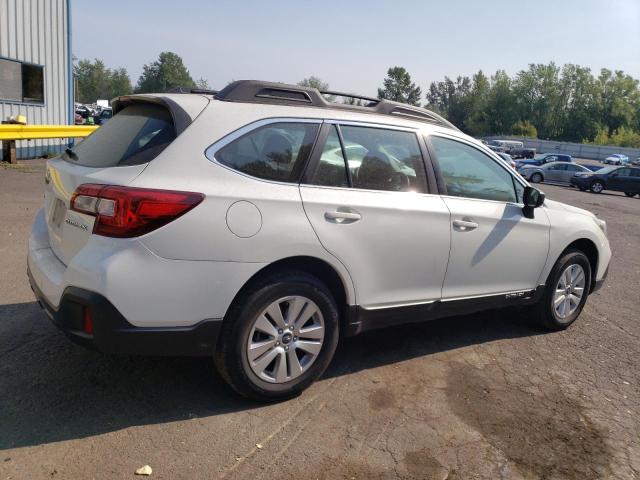 Photo 2 VIN: 4S4BSAAC3J3390749 - SUBARU OUTBACK 2. 