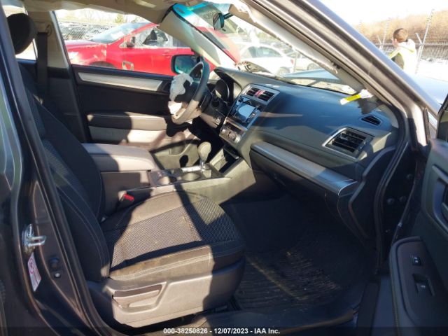 Photo 4 VIN: 4S4BSAAC9J3249605 - SUBARU OUTBACK 