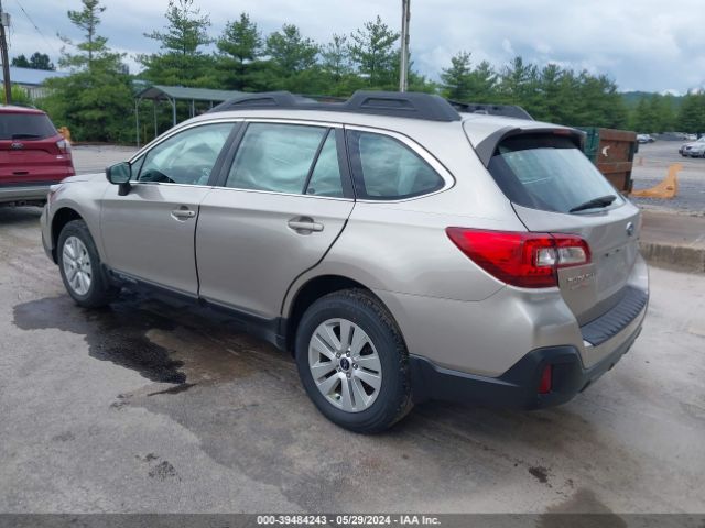 Photo 2 VIN: 4S4BSABC3K3210931 - SUBARU OUTBACK 