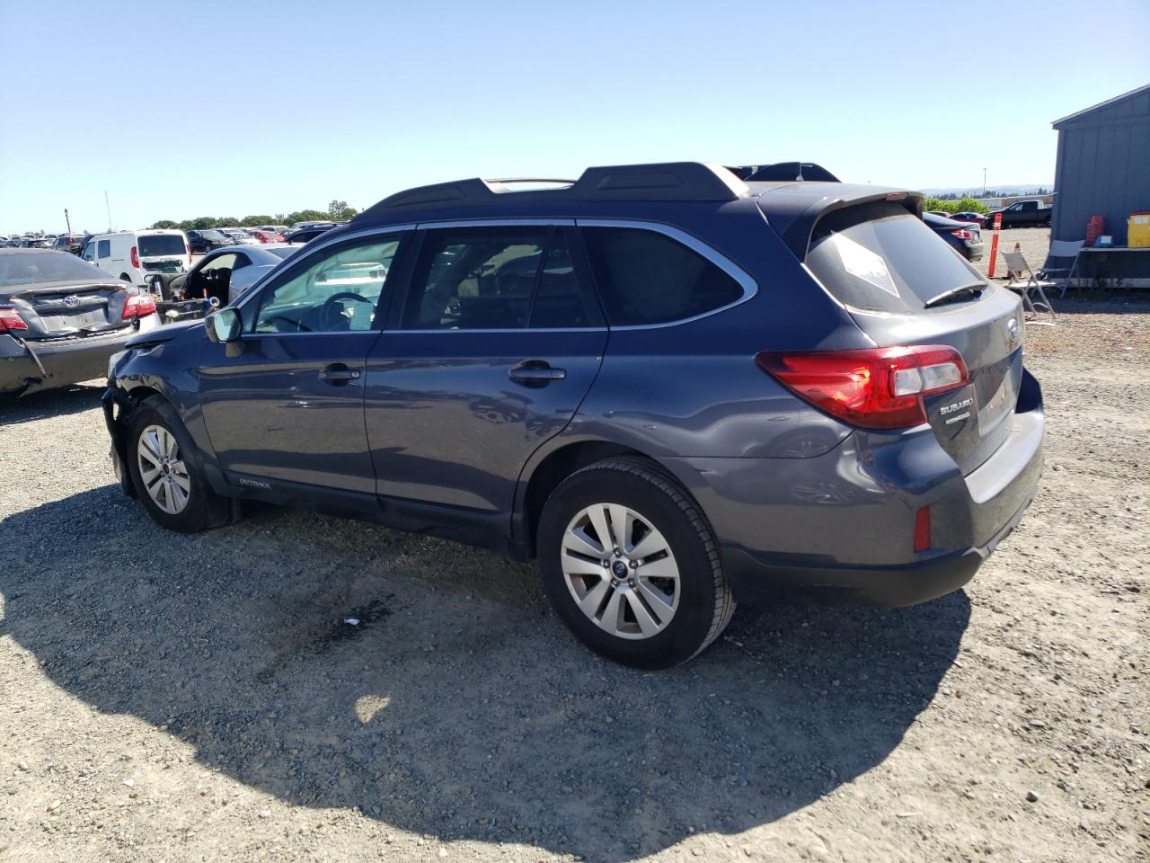 Photo 1 VIN: 4S4BSACC0H3382339 - SUBARU OUTBACK 