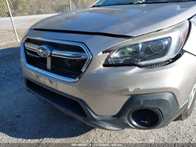 Photo 5 VIN: 4S4BSACC0J3268430 - SUBARU OUTBACK 