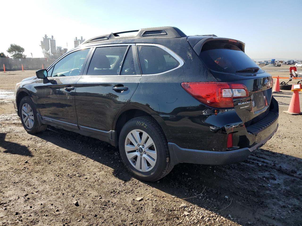 Photo 1 VIN: 4S4BSACC1F3292405 - SUBARU OUTBACK 