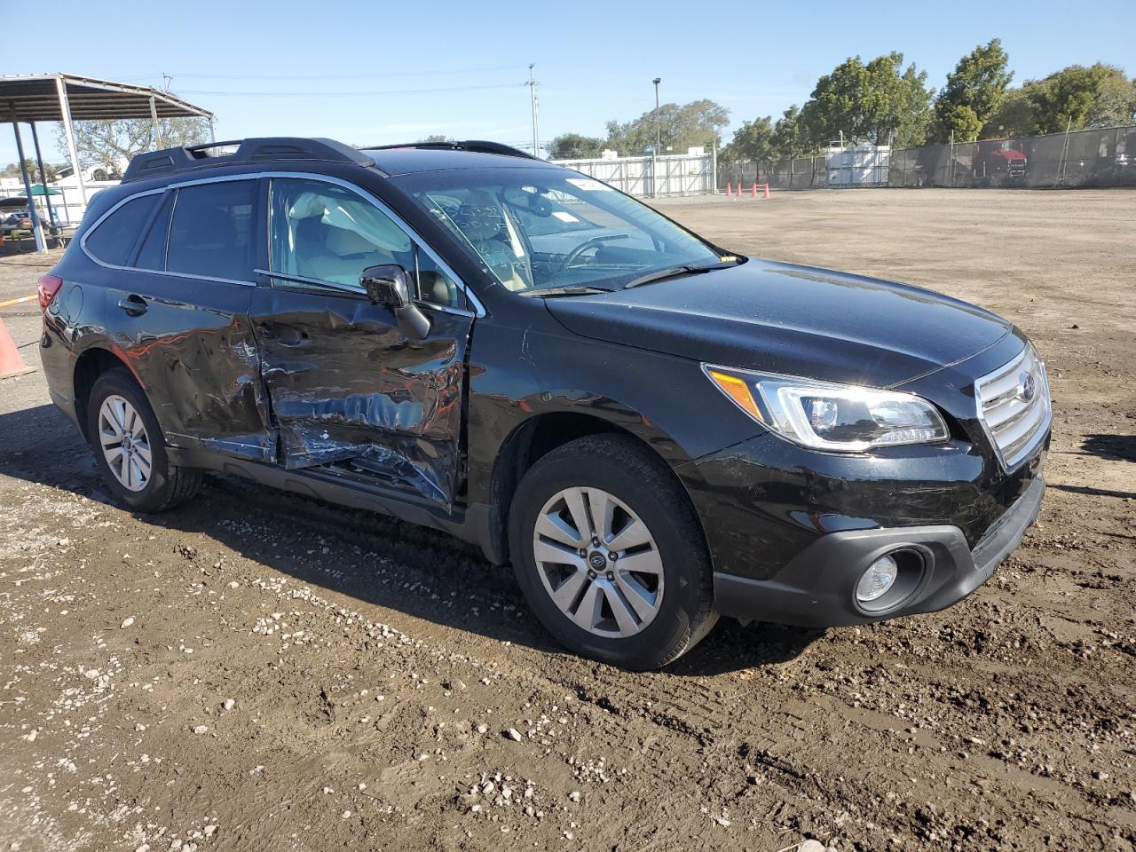 Photo 3 VIN: 4S4BSACC1F3292405 - SUBARU OUTBACK 