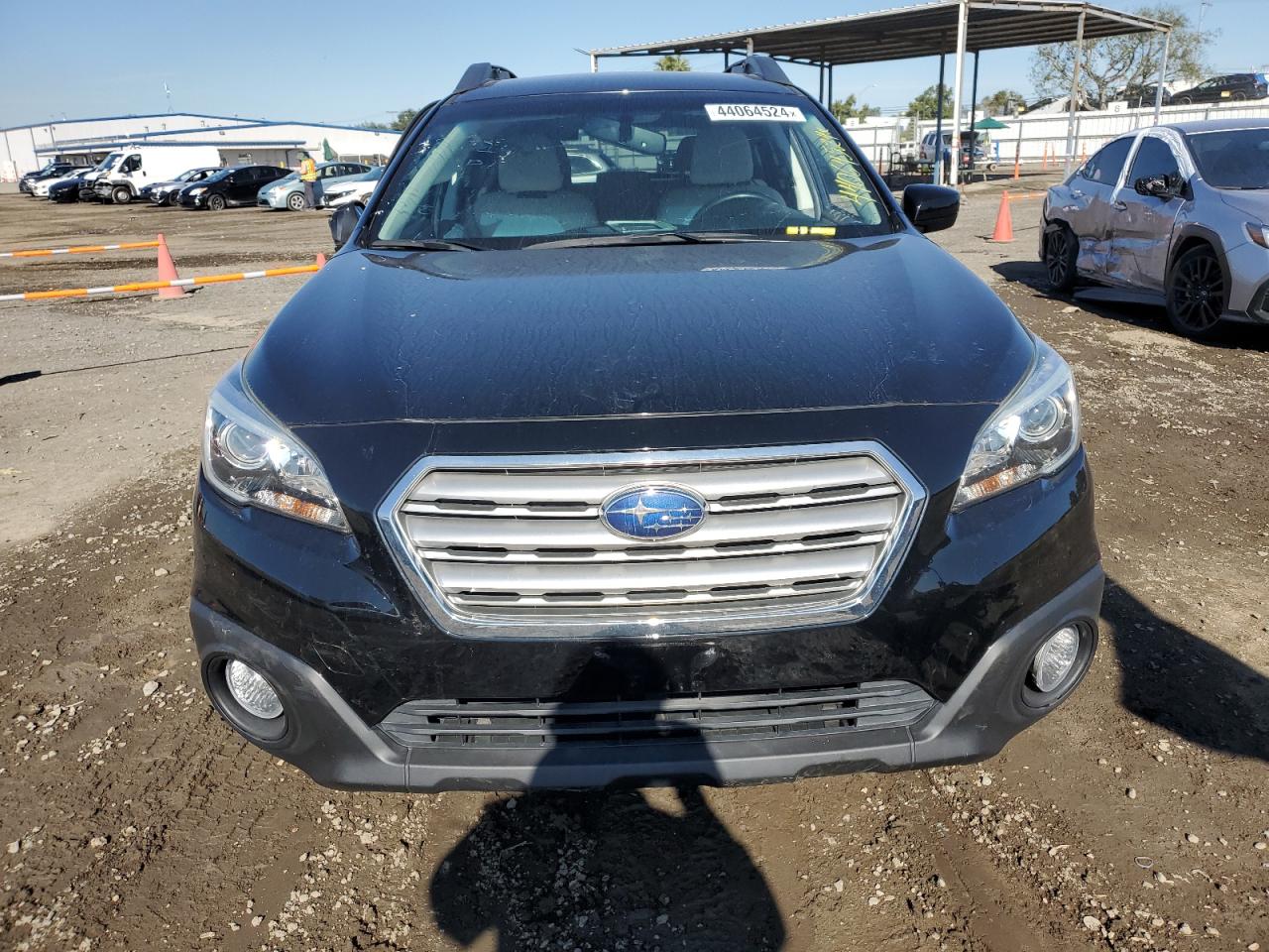 Photo 4 VIN: 4S4BSACC1F3292405 - SUBARU OUTBACK 