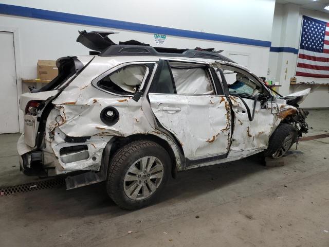 Photo 2 VIN: 4S4BSACC2G3337661 - SUBARU OUTBACK 