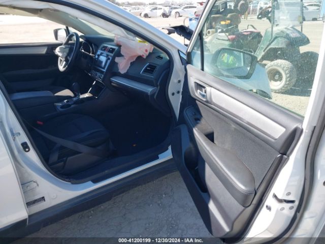 Photo 4 VIN: 4S4BSACC2H3368863 - SUBARU OUTBACK 