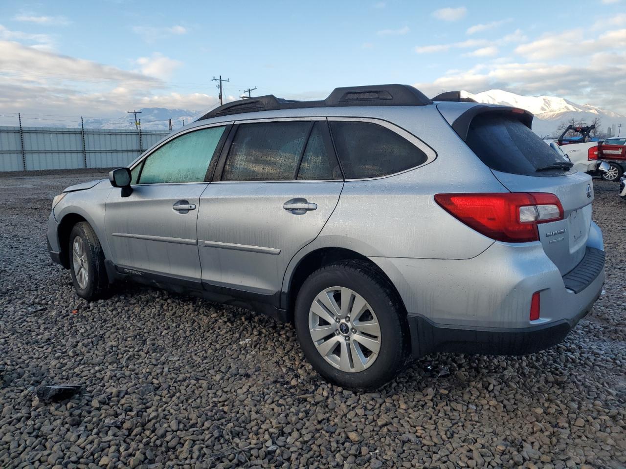 Photo 1 VIN: 4S4BSACC3G3274182 - SUBARU OUTBACK 