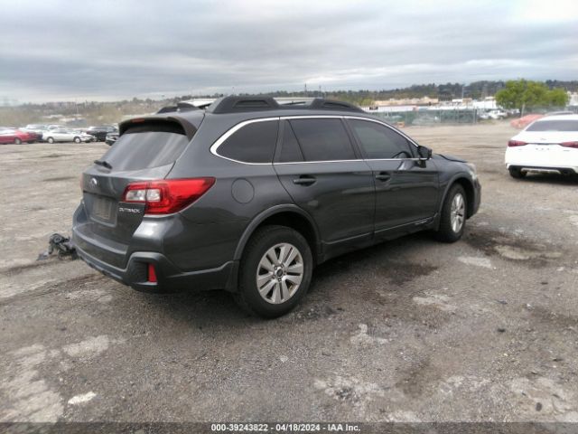 Photo 3 VIN: 4S4BSACC3J3249323 - SUBARU OUTBACK 