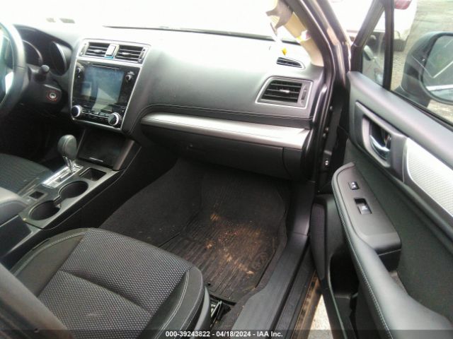 Photo 4 VIN: 4S4BSACC3J3249323 - SUBARU OUTBACK 