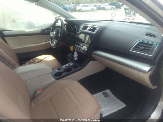 Photo 4 VIN: 4S4BSACC4F3232263 - SUBARU OUTBACK 