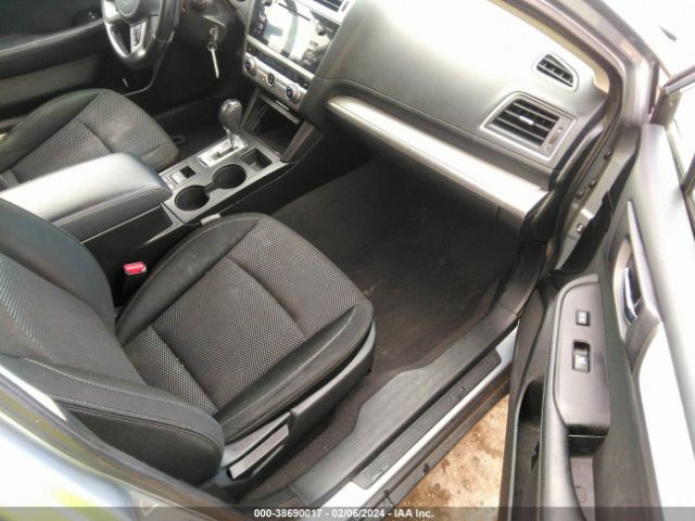 Photo 4 VIN: 4S4BSACC4F3318754 - SUBARU OUTBACK 