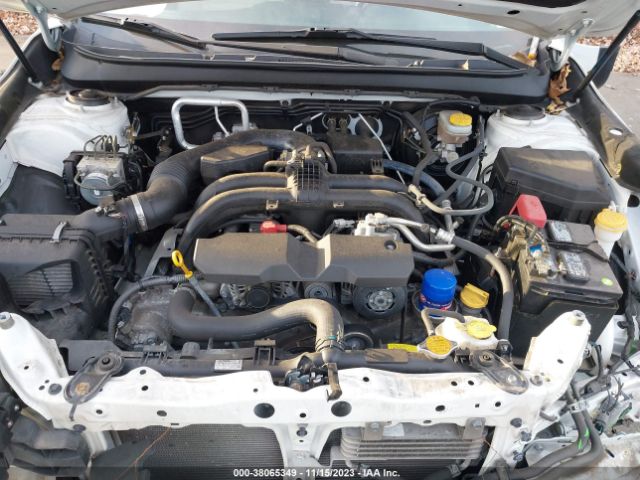 Photo 9 VIN: 4S4BSACC4H3438993 - SUBARU OUTBACK 