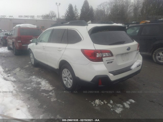 Photo 2 VIN: 4S4BSACC6J3206496 - SUBARU OUTBACK 