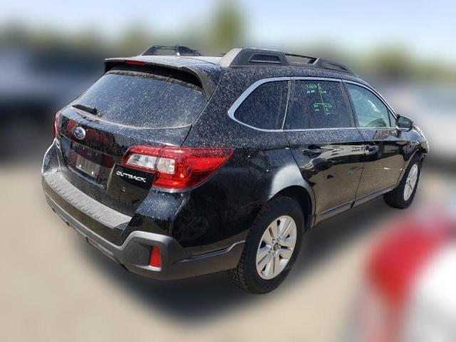 Photo 2 VIN: 4S4BSACC6J3329764 - SUBARU OUTBACK 