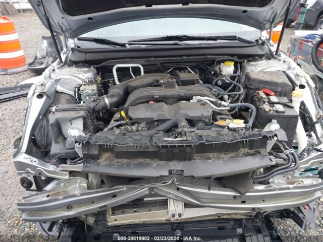 Photo 9 VIN: 4S4BSACC6J3356009 - SUBARU OUTBACK 