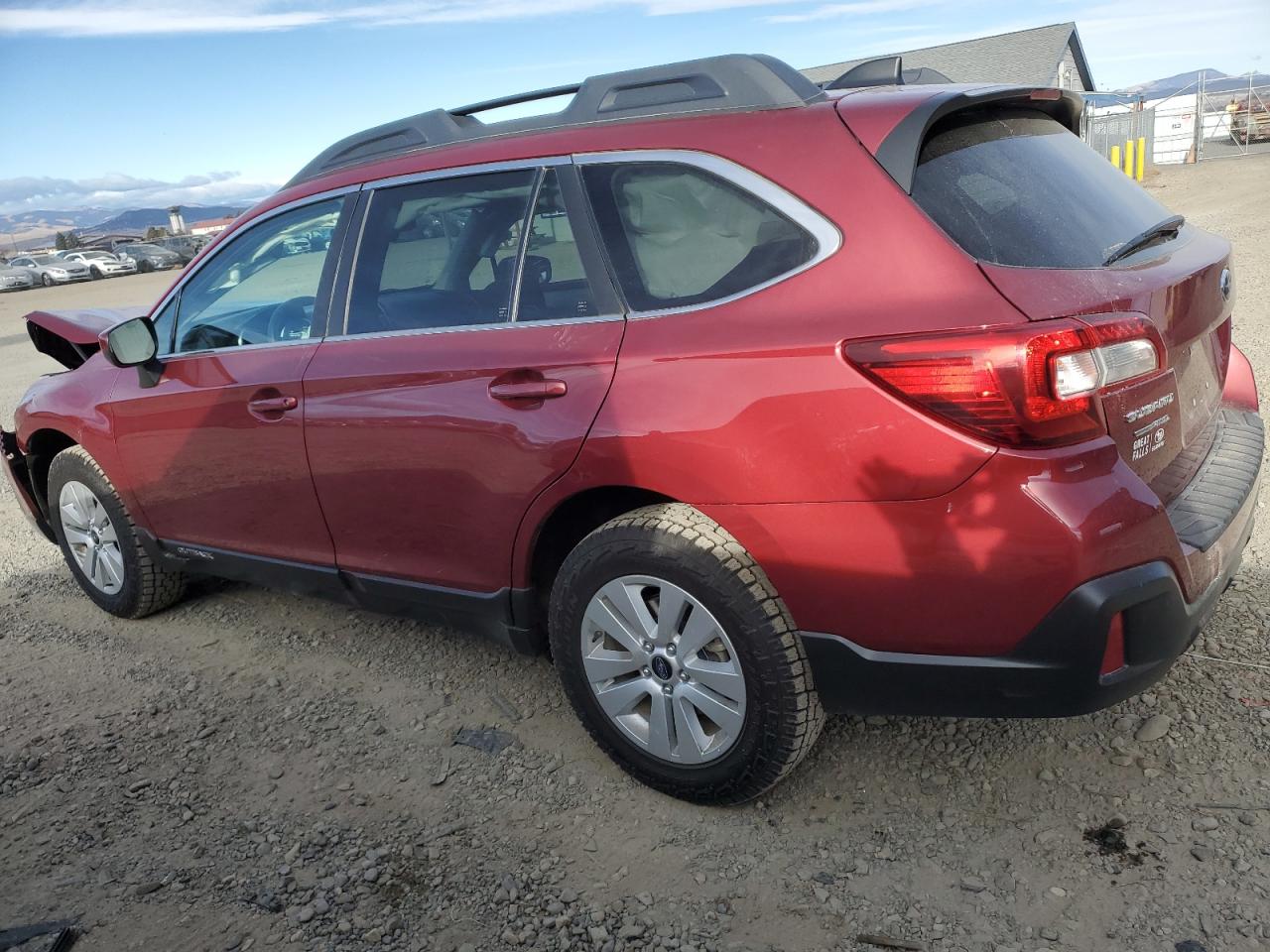 Photo 1 VIN: 4S4BSACC8J3211733 - SUBARU OUTBACK 