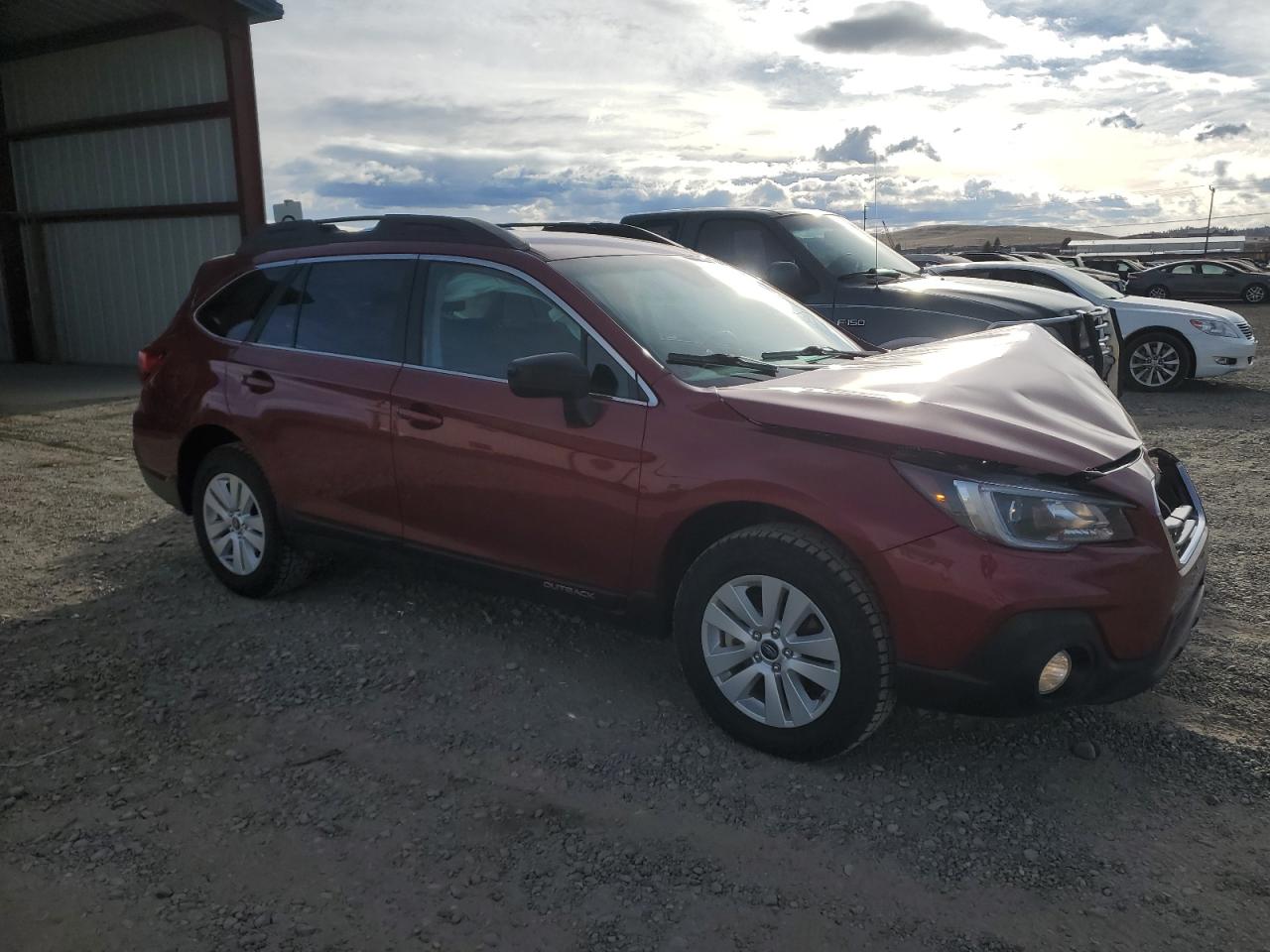 Photo 3 VIN: 4S4BSACC8J3211733 - SUBARU OUTBACK 