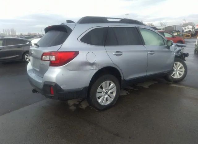 Photo 3 VIN: 4S4BSACC8J3388542 - SUBARU OUTBACK 