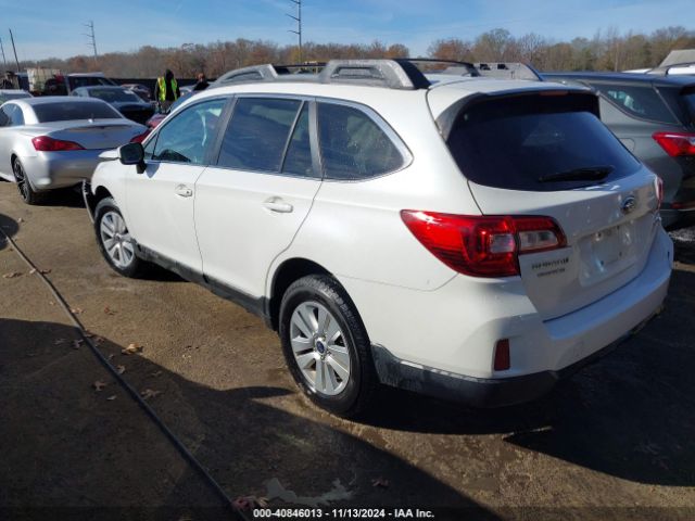 Photo 2 VIN: 4S4BSACC9F3318829 - SUBARU OUTBACK 