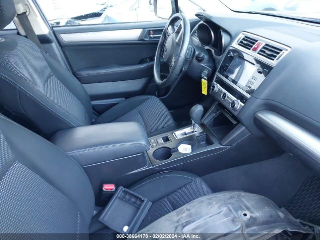 Photo 4 VIN: 4S4BSACCXF3348504 - SUBARU OUTBACK 