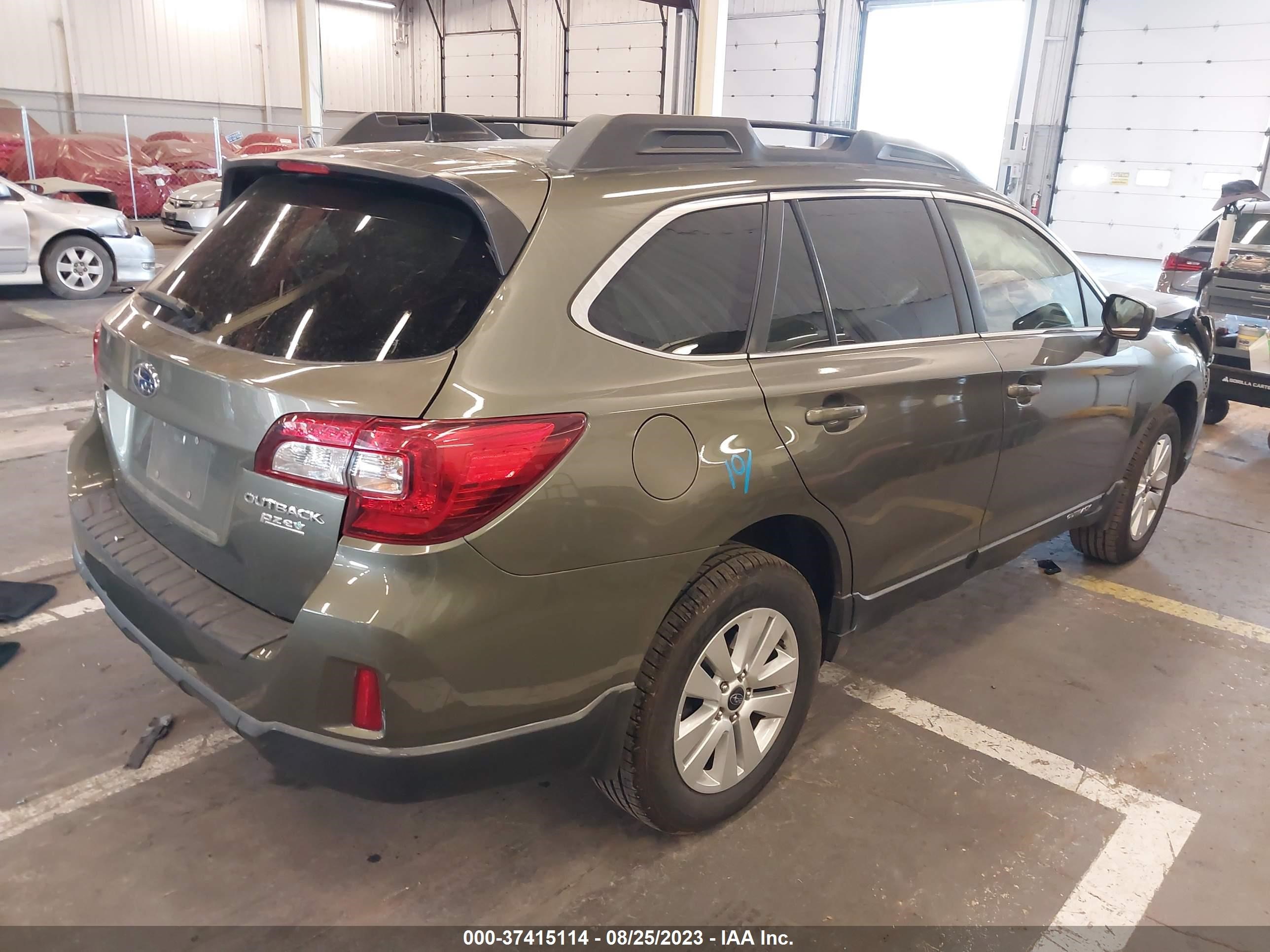 Photo 3 VIN: 4S4BSACCXG3286605 - SUBARU OUTBACK 