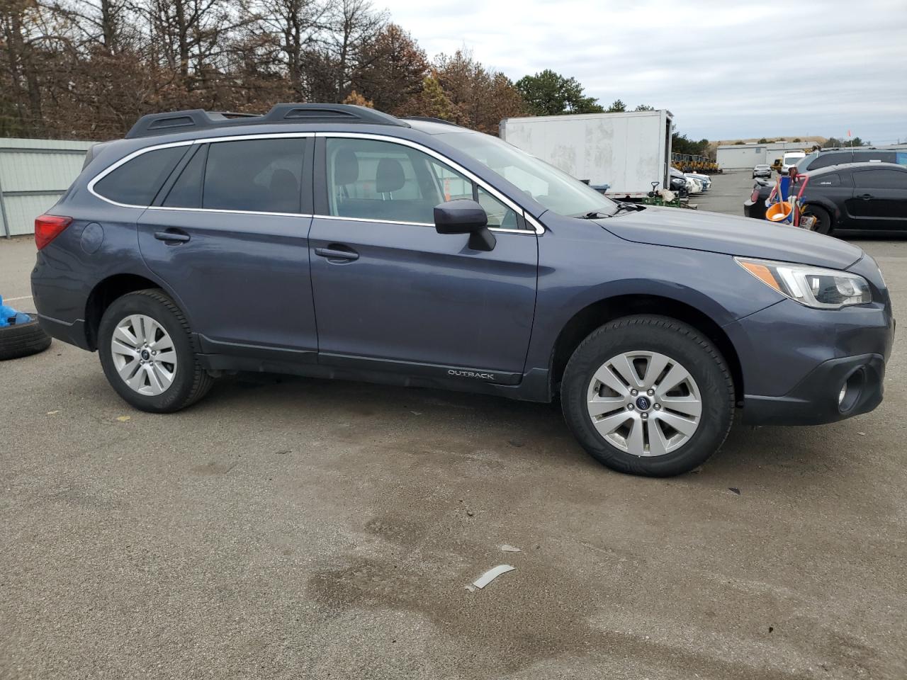 Photo 3 VIN: 4S4BSACCXH3435614 - SUBARU OUTBACK 