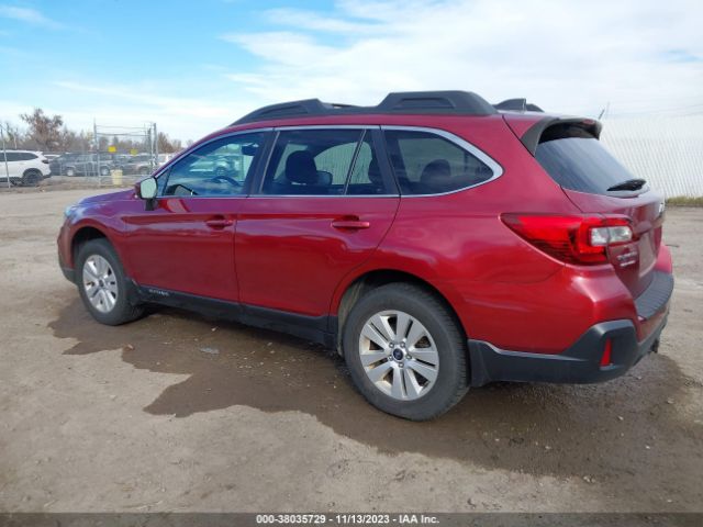 Photo 2 VIN: 4S4BSACCXJ3214455 - SUBARU OUTBACK 