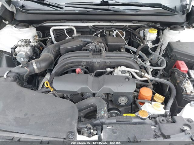 Photo 9 VIN: 4S4BSADC0J3271116 - SUBARU OUTBACK 