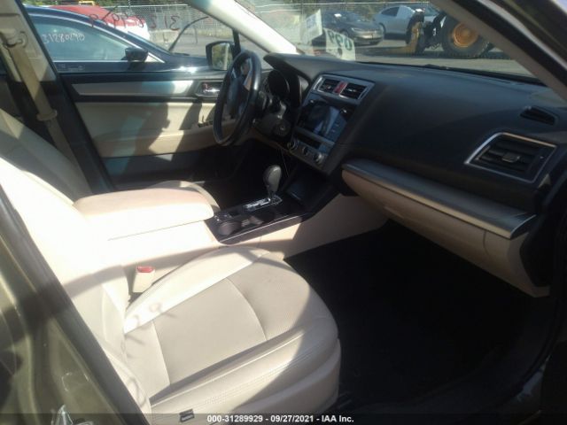 Photo 4 VIN: 4S4BSADC2F3240568 - SUBARU OUTBACK 