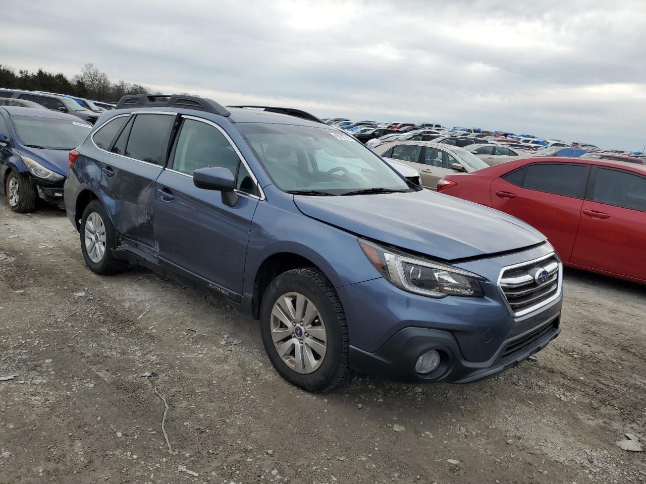 Photo 3 VIN: 4S4BSADC5J3259897 - SUBARU OUTBACK 