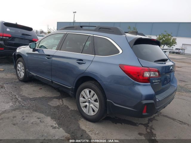 Photo 2 VIN: 4S4BSAFC0J3237206 - SUBARU OUTBACK 