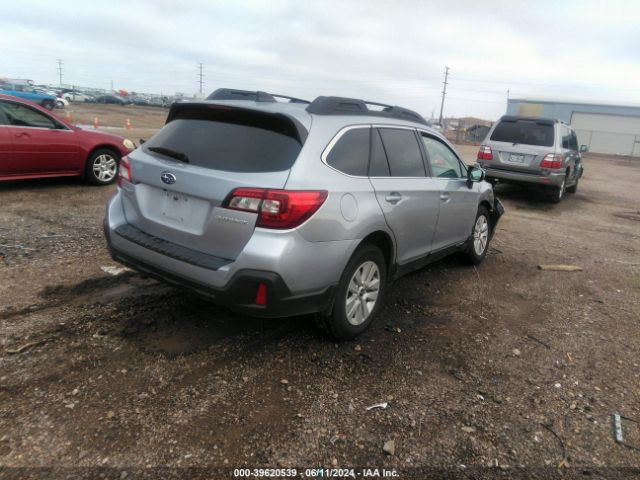 Photo 3 VIN: 4S4BSAFC1J3230071 - SUBARU OUTBACK 