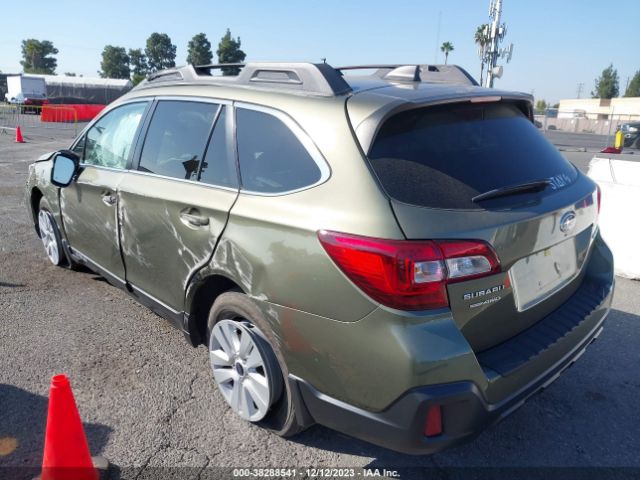 Photo 2 VIN: 4S4BSAFC1J3348041 - SUBARU OUTBACK 