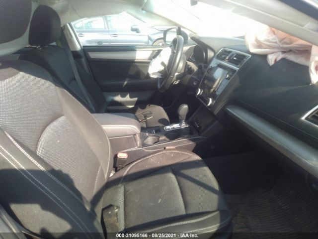 Photo 4 VIN: 4S4BSAFC1K3243212 - SUBARU OUTBACK 