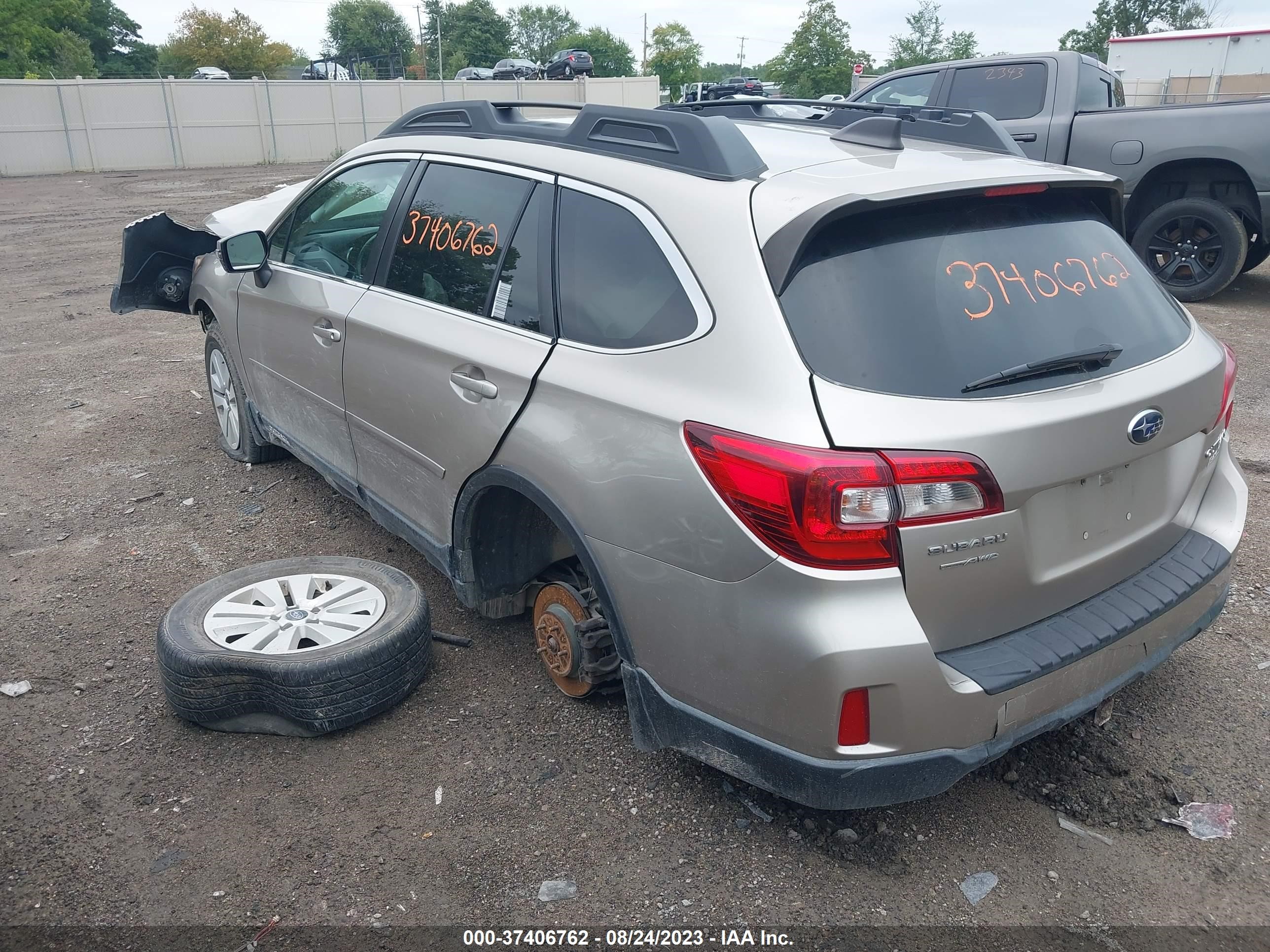 Photo 2 VIN: 4S4BSAFC2H3201897 - SUBARU OUTBACK 