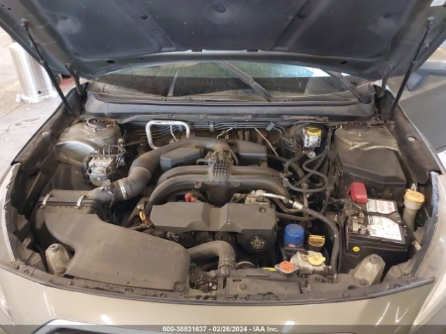 Photo 9 VIN: 4S4BSAFC2J3381338 - SUBARU OUTBACK 2. 