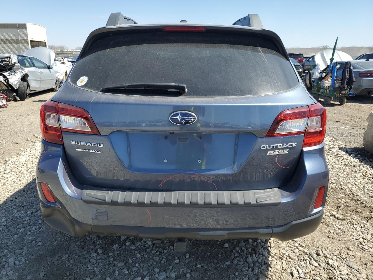 Photo 5 VIN: 4S4BSAFC3F3280509 - SUBARU OUTBACK 