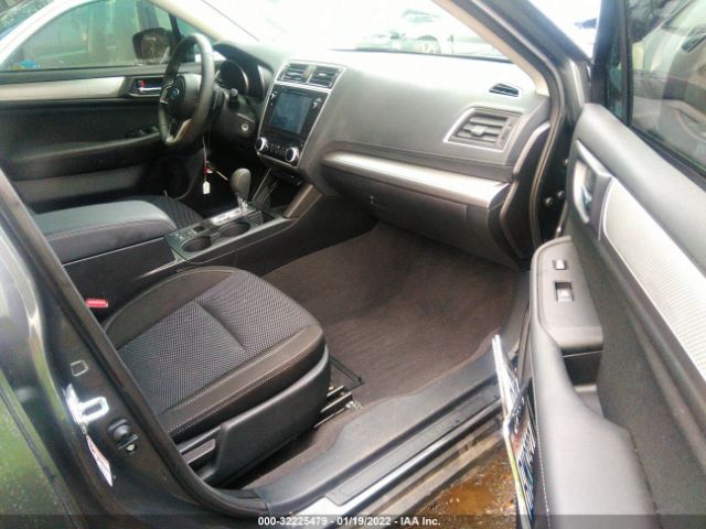 Photo 4 VIN: 4S4BSAFC3K3205321 - SUBARU OUTBACK 