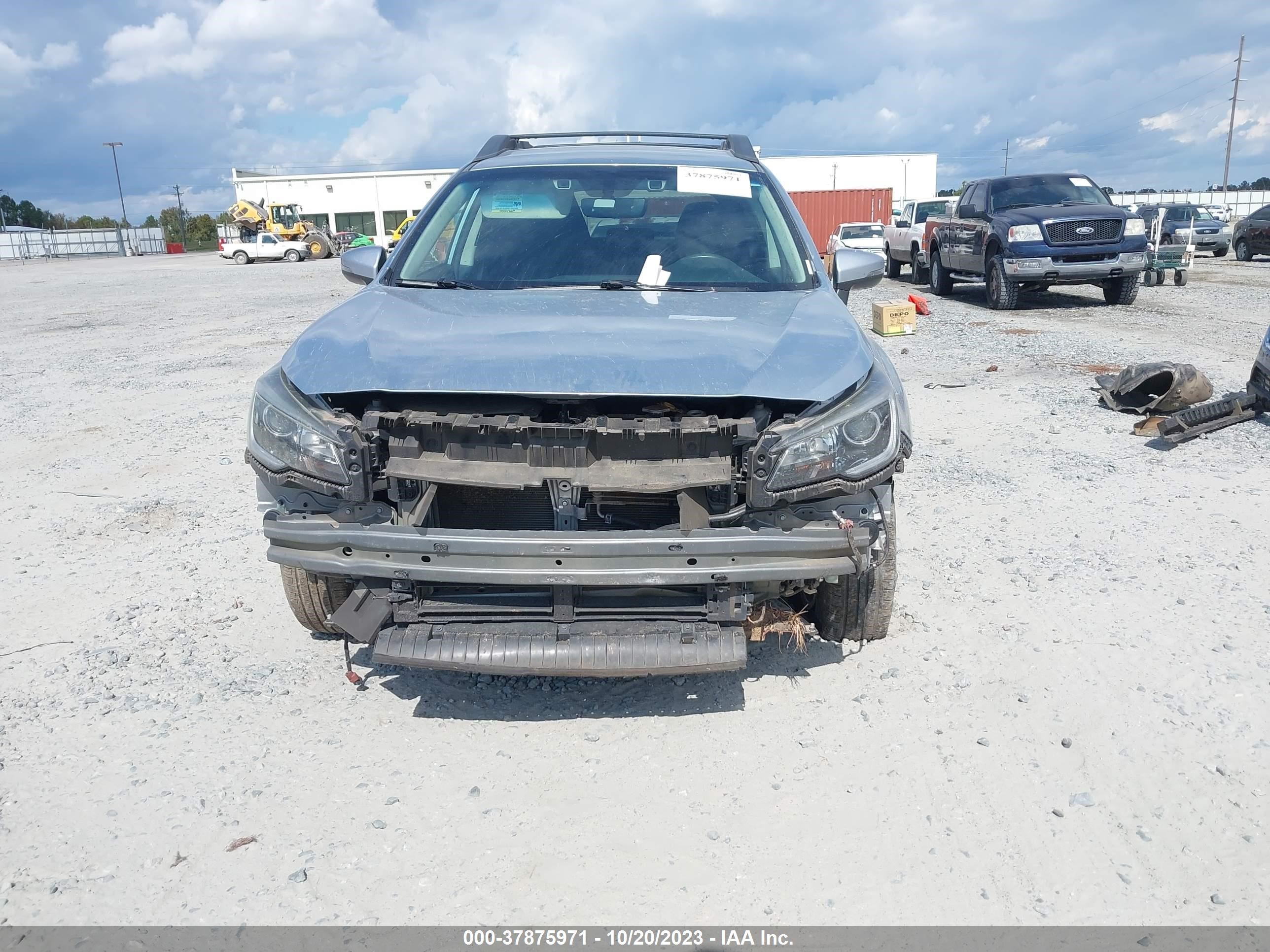 Photo 5 VIN: 4S4BSAFC5J3312787 - SUBARU OUTBACK 