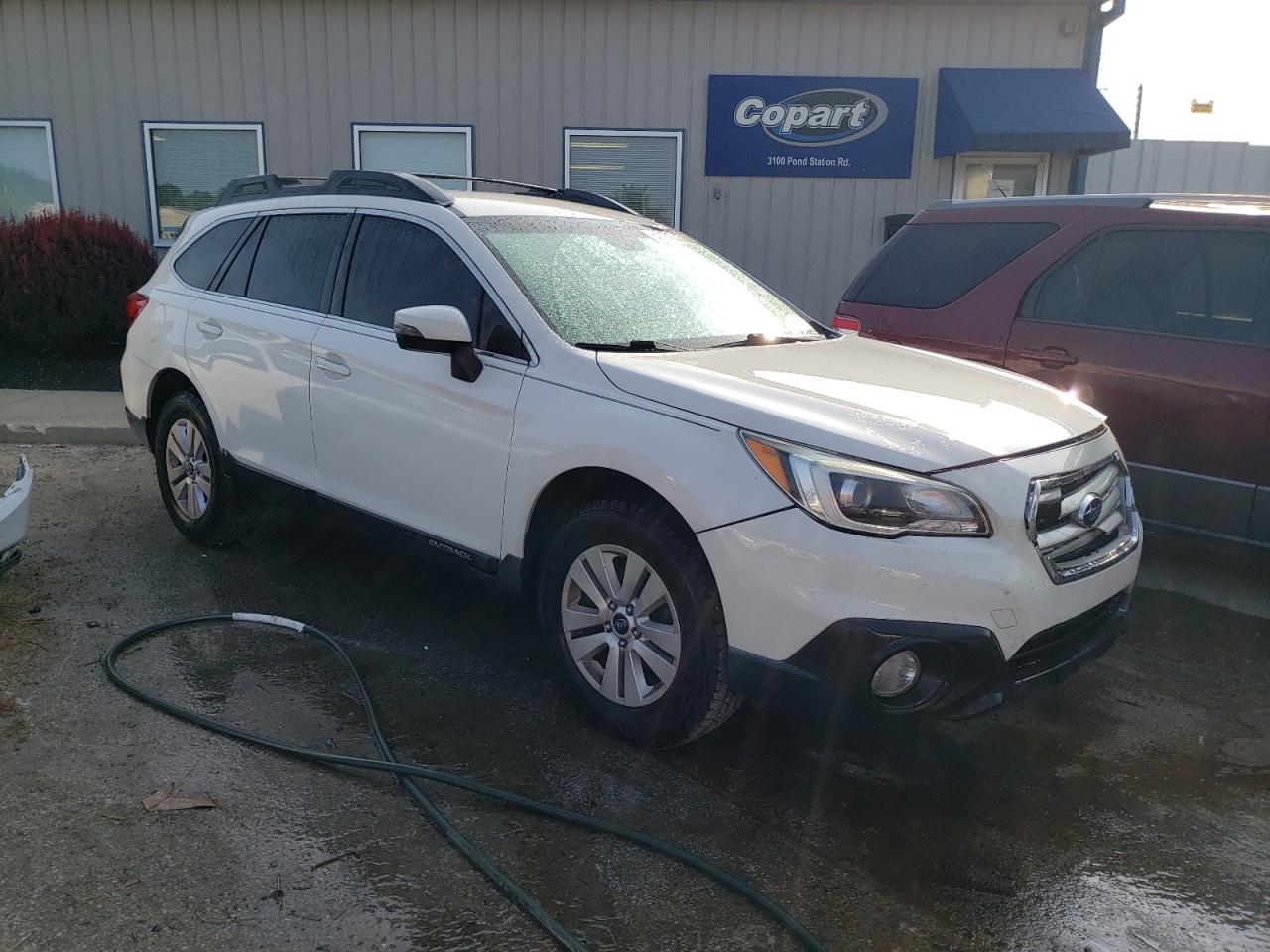 Photo 3 VIN: 4S4BSAFC6F3288989 - SUBARU OUTBACK 