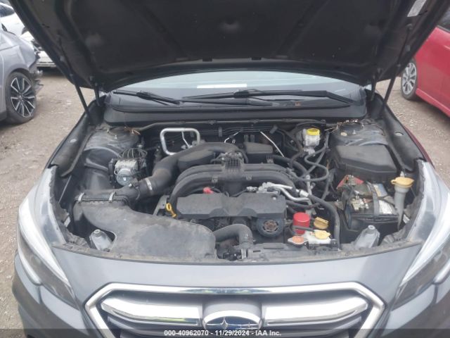 Photo 9 VIN: 4S4BSAFC6J3218532 - SUBARU OUTBACK 