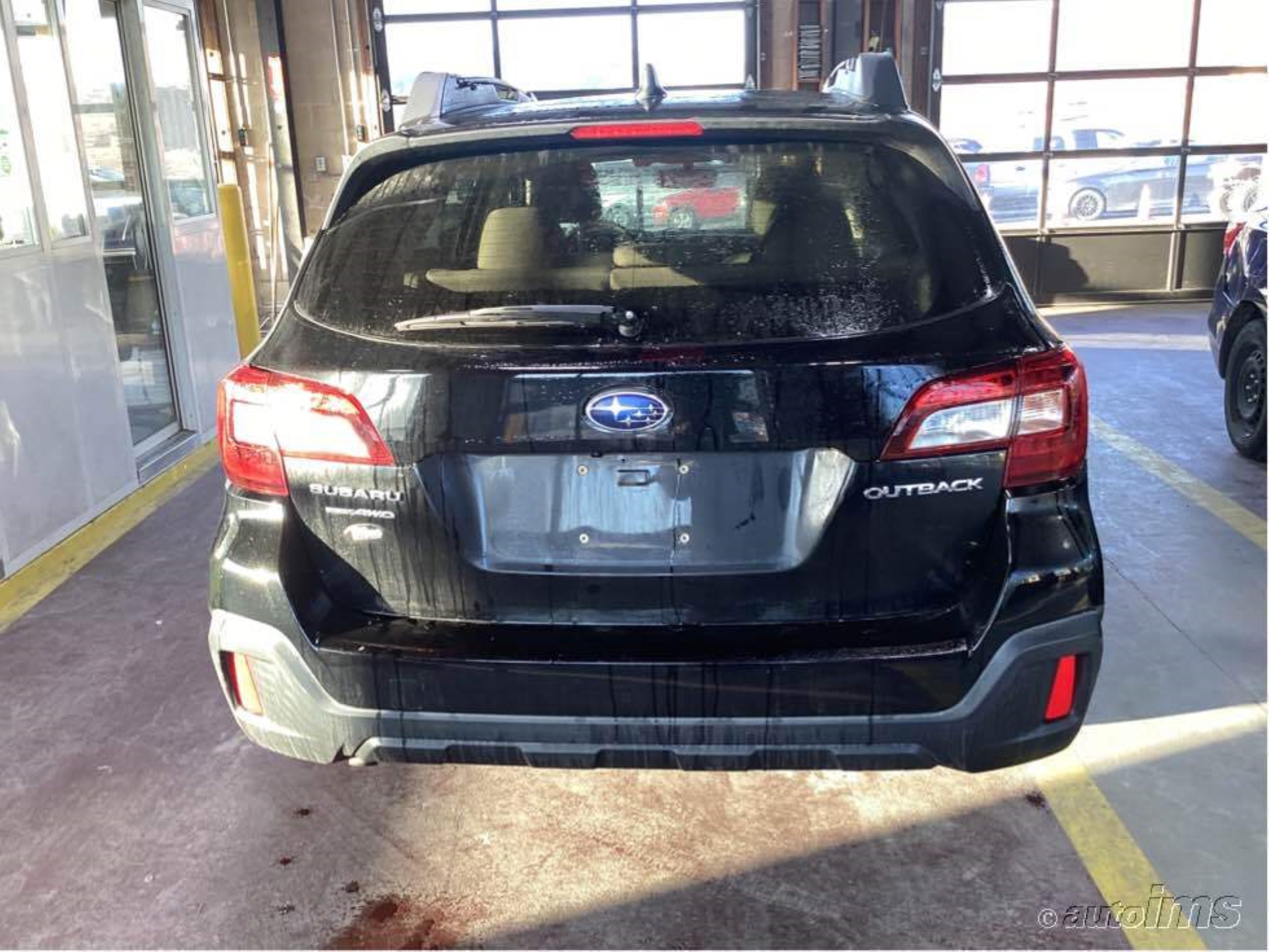 Photo 23 VIN: 4S4BSAFC6J3249957 - SUBARU OUTBACK 