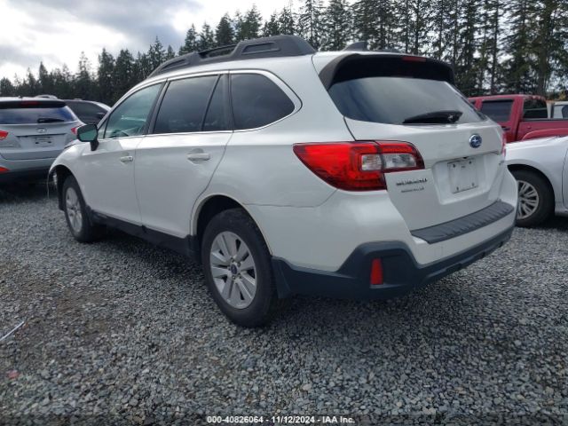 Photo 2 VIN: 4S4BSAFC6J3306481 - SUBARU OUTBACK 