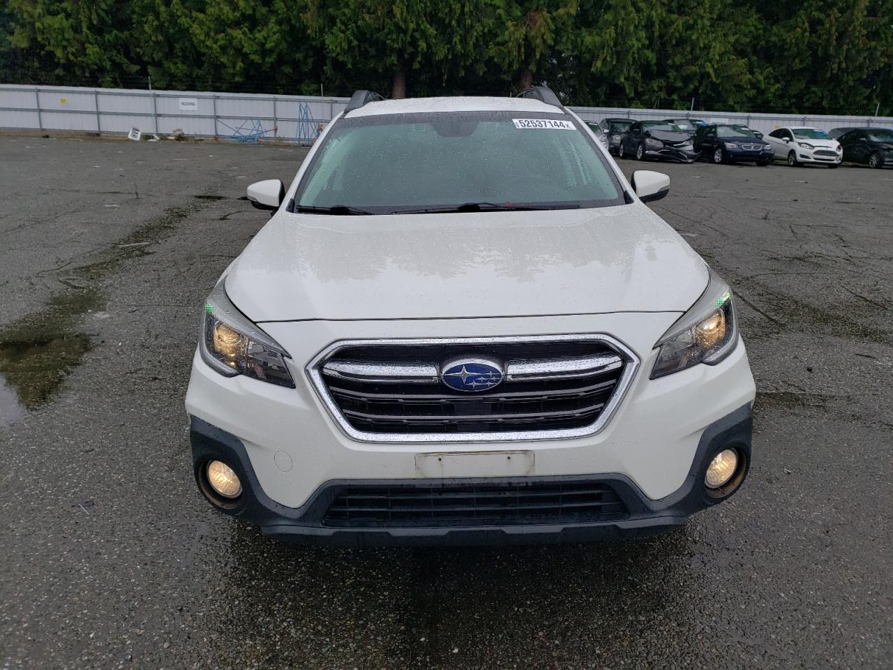 Photo 4 VIN: 4S4BSAFC6J3377437 - SUBARU OUTBACK 