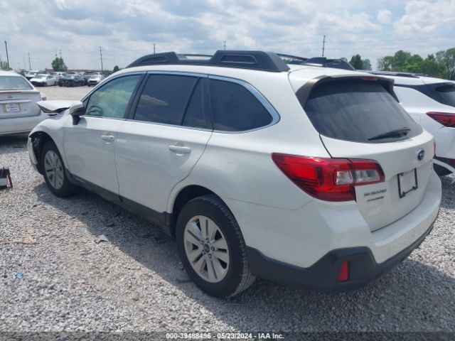 Photo 2 VIN: 4S4BSAFC6K3379903 - SUBARU OUTBACK 