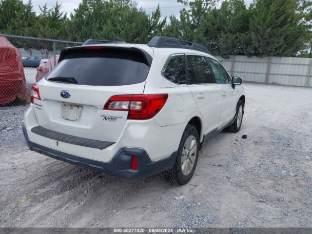 Photo 3 VIN: 4S4BSAFC6K3386608 - SUBARU OUTBACK 