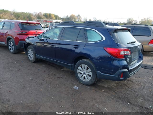 Photo 2 VIN: 4S4BSAFC7J3257064 - SUBARU OUTBACK 