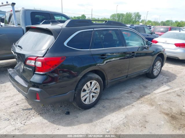 Photo 3 VIN: 4S4BSAFC7J3291828 - SUBARU OUTBACK 